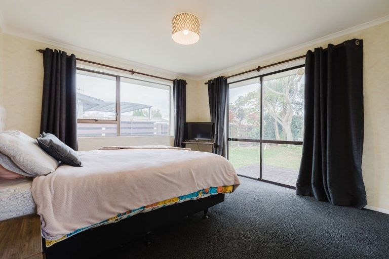 Photo of property in 43 Pencarrow Street, Highbury, Palmerston North, 4412