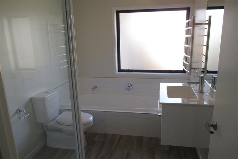 Photo of property in 11 Koareare Avenue, Halswell, Christchurch, 8025