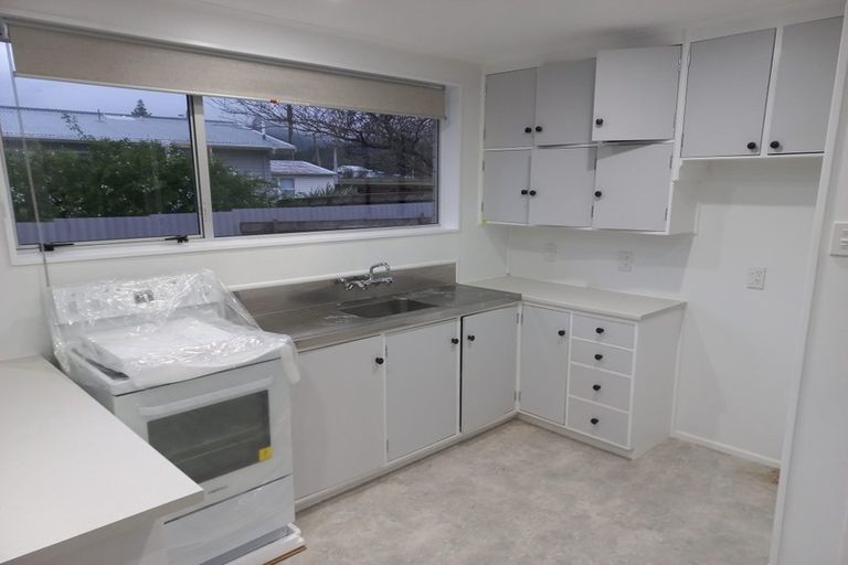 Photo of property in 2/306 Wellington Road, Wainuiomata, Lower Hutt, 5014