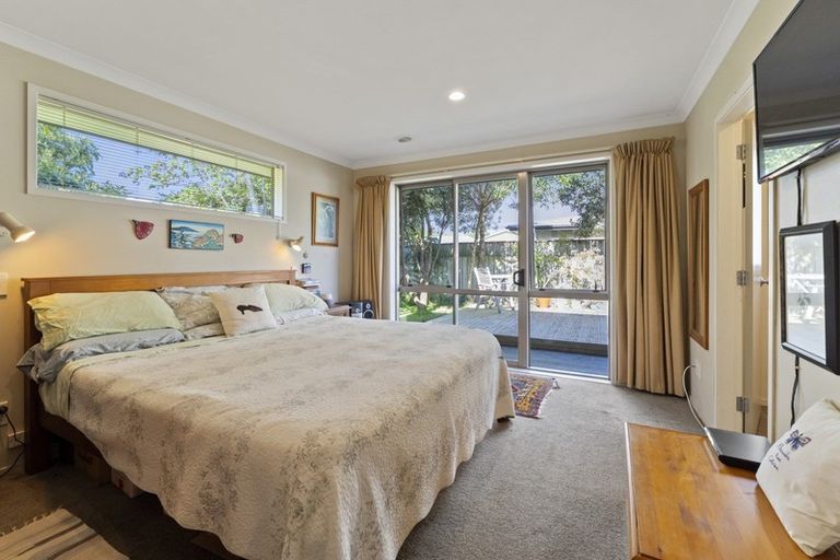 Photo of property in 9 Hulme Way, Raumati Beach, Paraparaumu, 5032