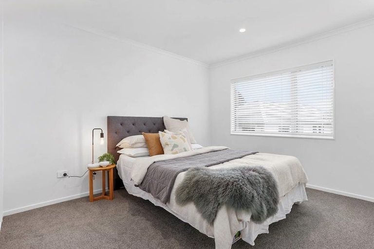 Photo of property in 31a Taikata Road, Te Atatu Peninsula, Auckland, 0610