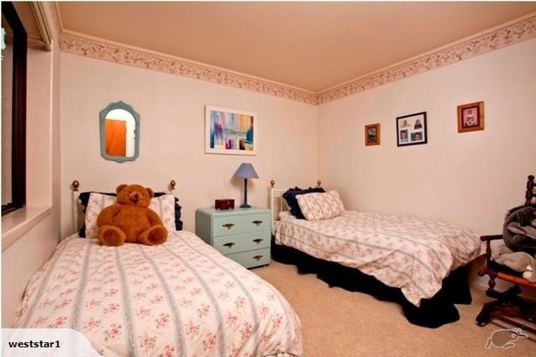 Photo of property in 31 Kenmure Avenue, Forrest Hill, Auckland, 0620