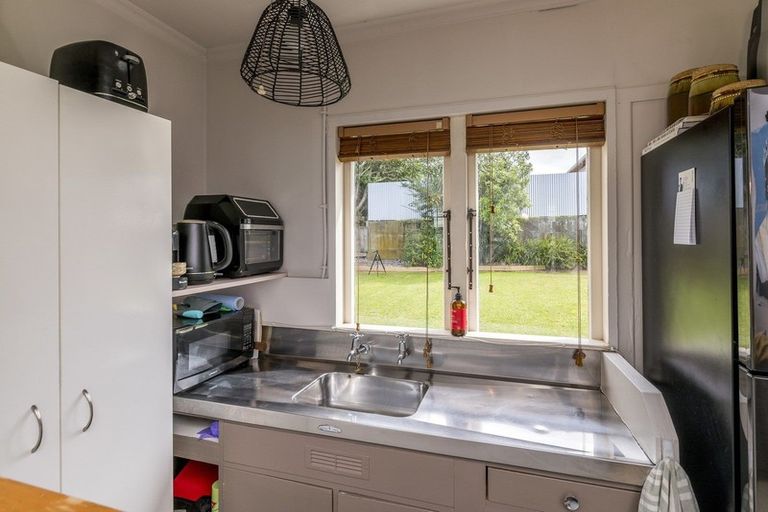 Photo of property in 23 Chester Street, Levin, 5510