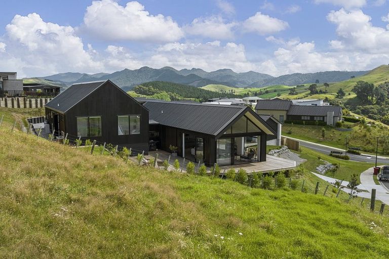 Photo of property in 144 Te Tutu Street, Whangamata, 3691
