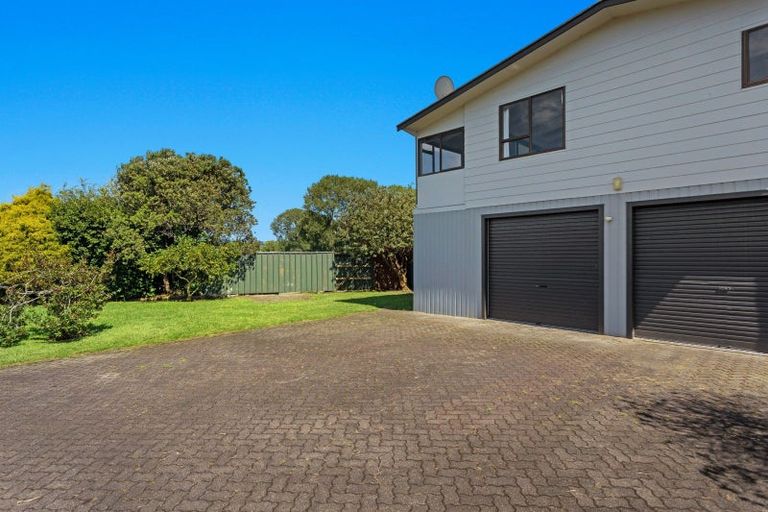 Photo of property in 18 Tawhara Place, Edgecumbe, 3120