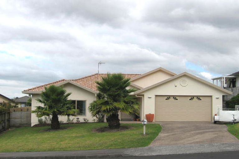 Photo of property in 45 Addison Drive, Glendene, Auckland, 0602