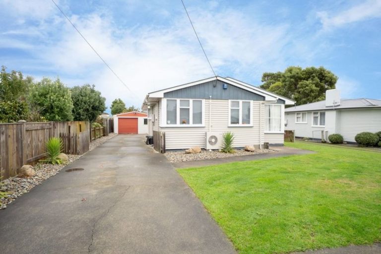 Photo of property in 1 Rutland Place, Milson, Palmerston North, 4414