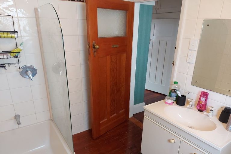 Photo of property in 5 Collingwood Street, Waterloo, Lower Hutt, 5011