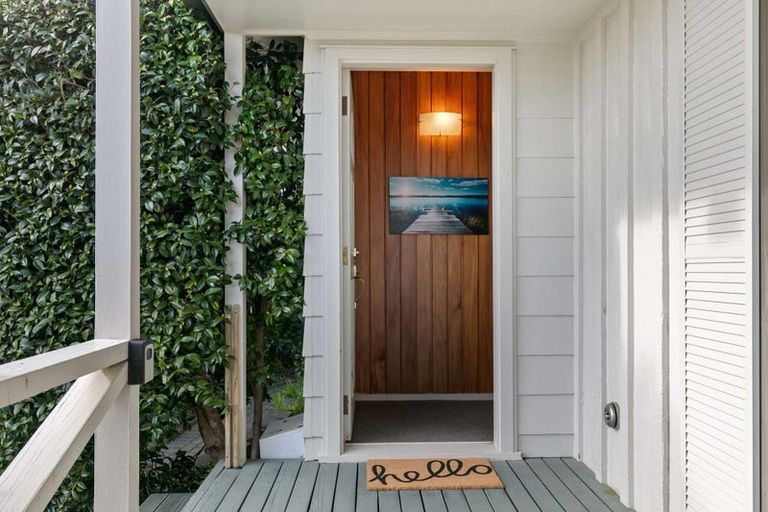 Photo of property in 2 Waitawa Place, Lynmore, Rotorua, 3010