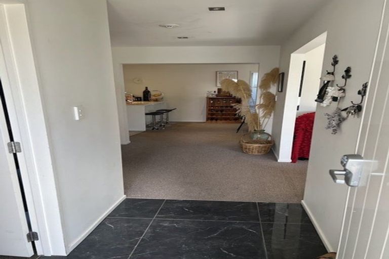 Photo of property in 89c Clovelly Road, Bucklands Beach, Auckland, 2012