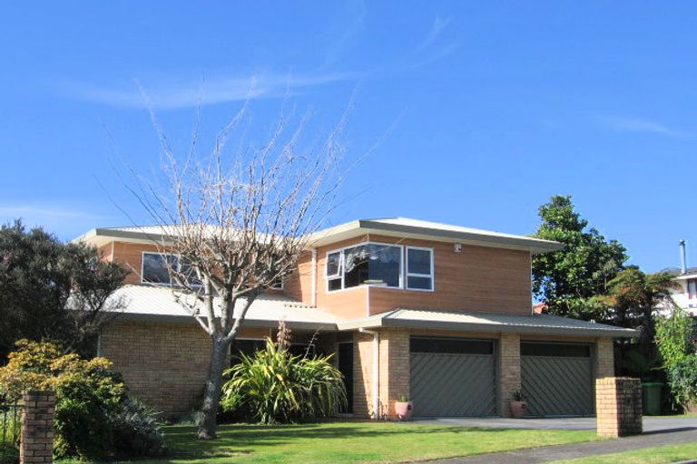 Photo of property in 13 Takapu Street, Matua, Tauranga, 3110