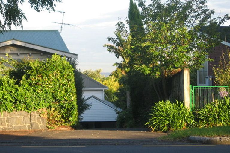 Photo of property in 3/70 Saint Johns Road, St Johns, Auckland, 1072