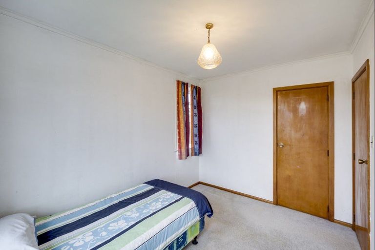 Photo of property in 57 Taradale Road, Onekawa, Napier, 4110