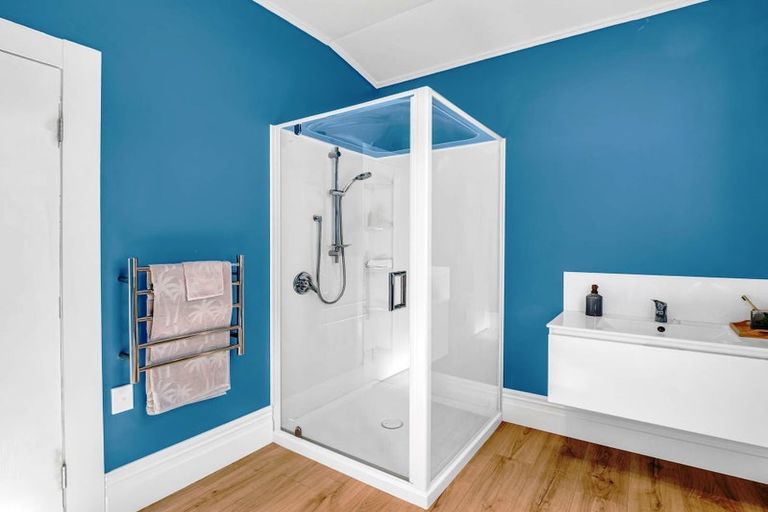 Photo of property in 15 Kelvin Street, Aramoho, Whanganui, 4500