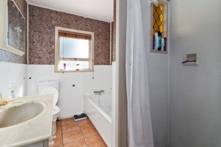 Photo of property in 61 Fairview Road, Western Heights, Rotorua, 3015