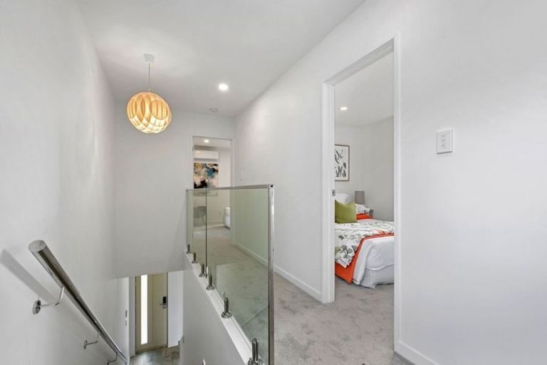 Photo of property in 6 Waihou Crescent, Albany Heights, Auckland, 0632