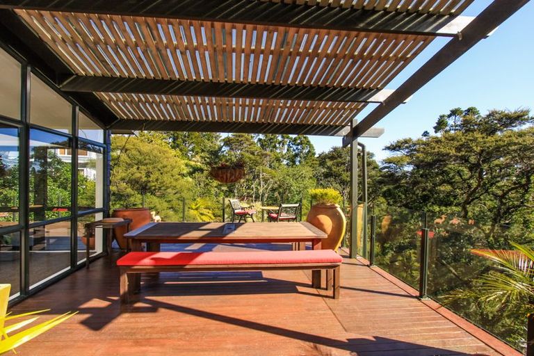 Photo of property in 35 Tanekaha Road, Titirangi, Auckland, 0604