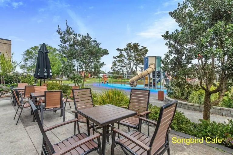 Photo of property in 140 Pepene Avenue, Takanini, Auckland, 2112