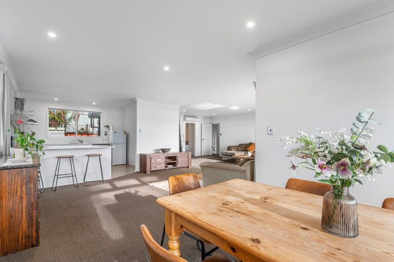 Photo of property in 11b Willow Avenue, Hannahs Bay, Rotorua, 3010