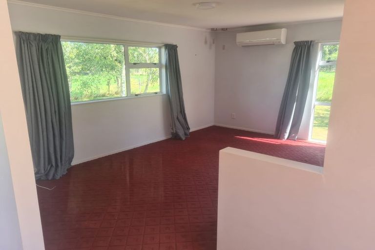 Photo of property in 28 Leeton Drive, Waipukurau, 4200