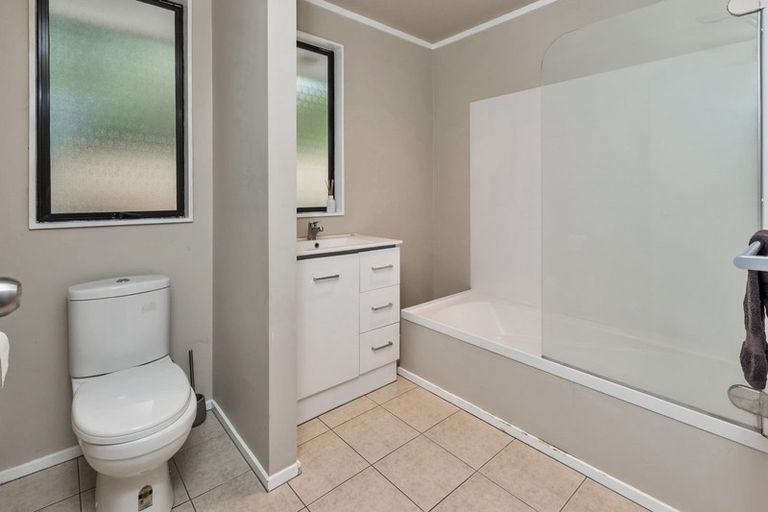 Photo of property in 3 Redwood Rise, Horahora, Whangarei, 0110