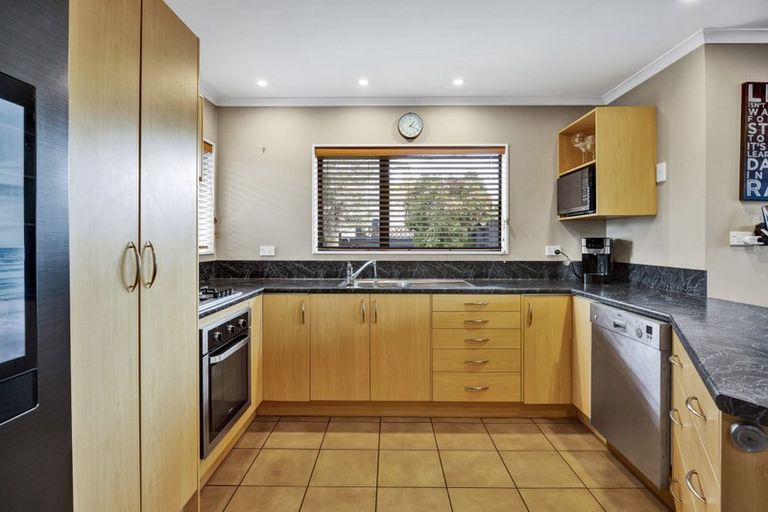 Photo of property in 12 Hunter Street, Normanby, Hawera, 4614