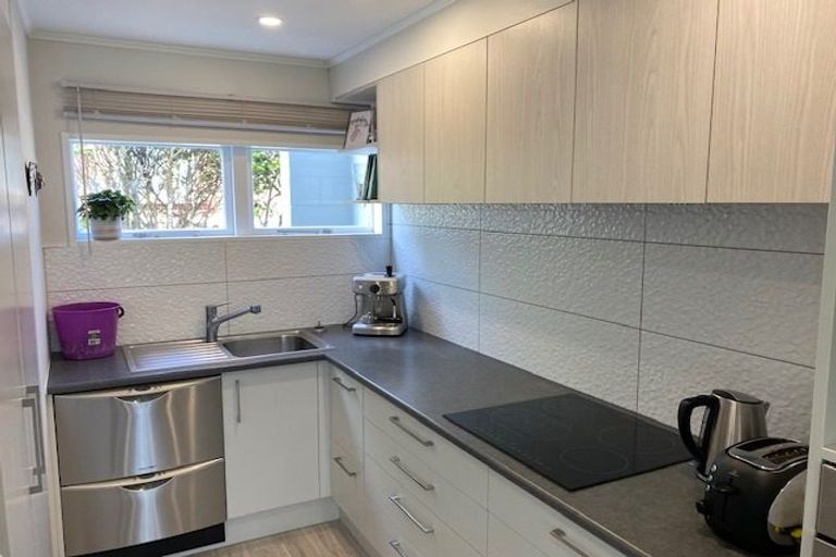 Photo of property in 42b Ngatoto Street, Ngaio, Wellington, 6035