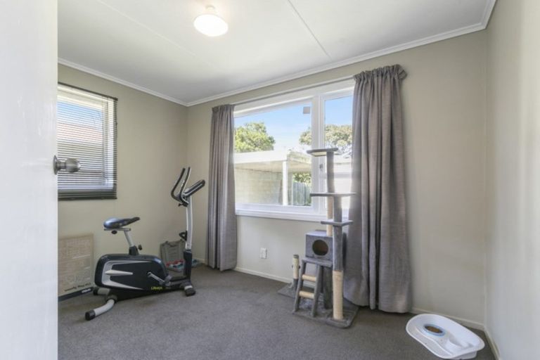 Photo of property in 6 Ngaturi Grove, Wainuiomata, Lower Hutt, 5014