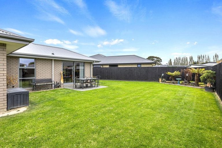 Photo of property in 15 Cleaver Street, Woodend, 7610