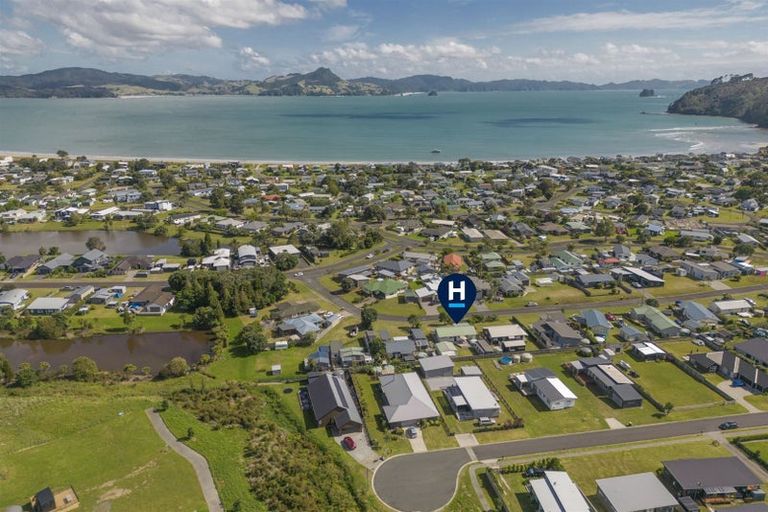 Photo of property in 23 Hawk Hill Crescent, Cooks Beach, Whitianga, 3591