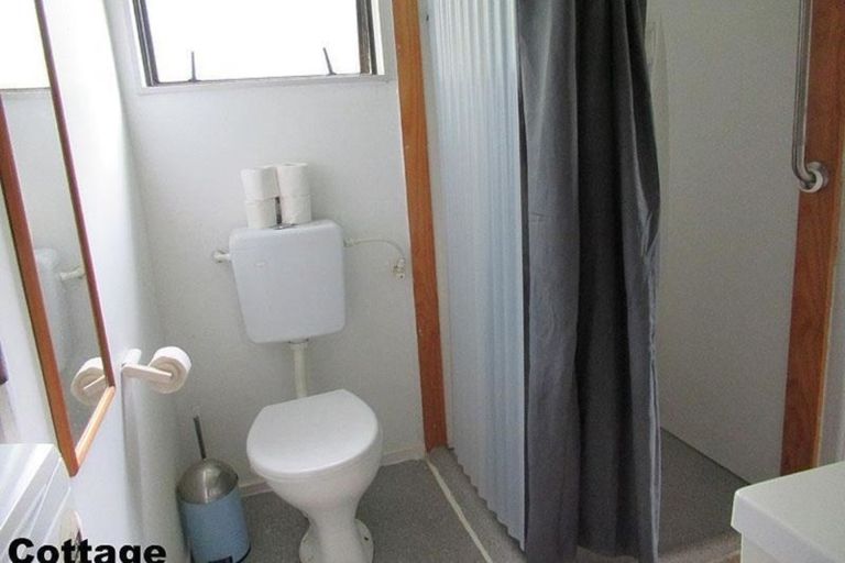 Photo of property in 52 Frederick Street, Carterton, 5713