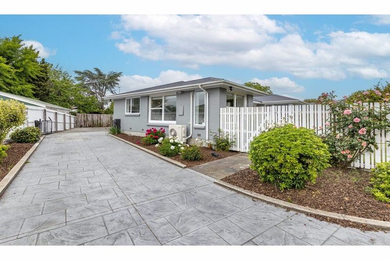 Photo of property in 16b Opal Place, Casebrook, Christchurch, 8051