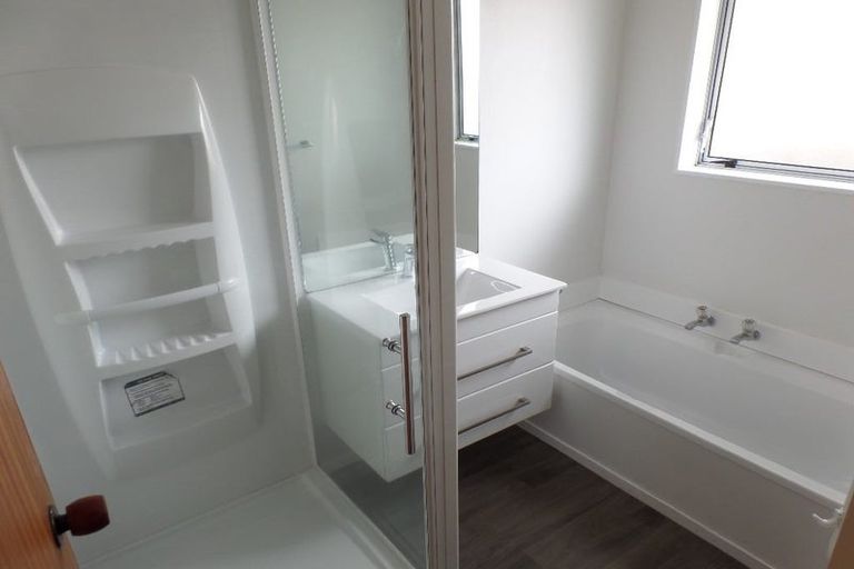 Photo of property in 2/6 James Condon Place, Redwood, Christchurch, 8051