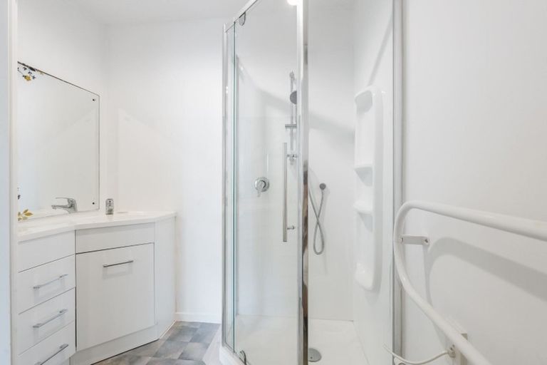 Photo of property in 7b Puriri Avenue, Orewa, 0931