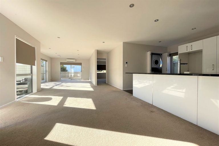 Photo of property in 131a Campbell Street, Karori, Wellington, 6012