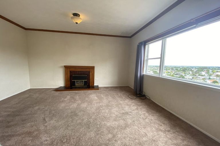 Photo of property in 16 Guys Hill Road, Hospital Hill, Napier, 4110