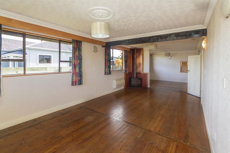Photo of property in 8 Tweed Street, South Hill, Oamaru, 9400