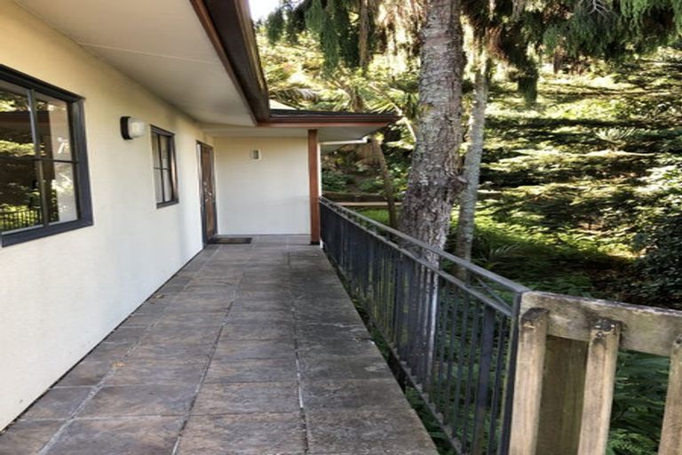 Photo of property in 1/12 Heath Avenue, Northcote, Auckland, 0627