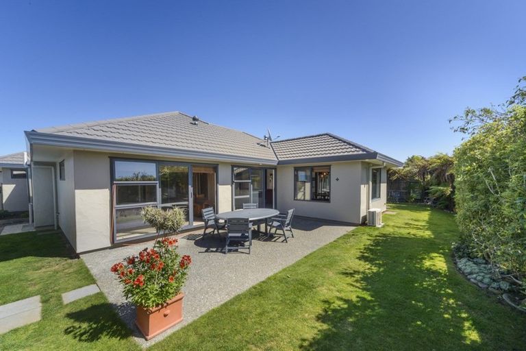 Photo of property in 6 Diamond Court, Ashhurst, 4810