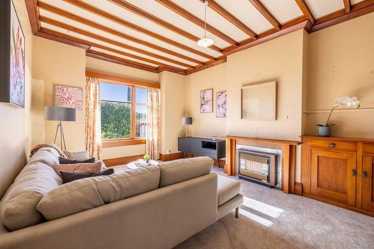 Photo of property in 71 Eglinton Road, Mornington, Dunedin, 9011