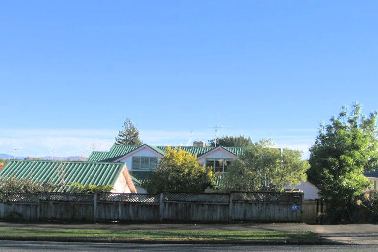 Photo of property in 118 Forest Lake Road, Forest Lake, Hamilton, 3200