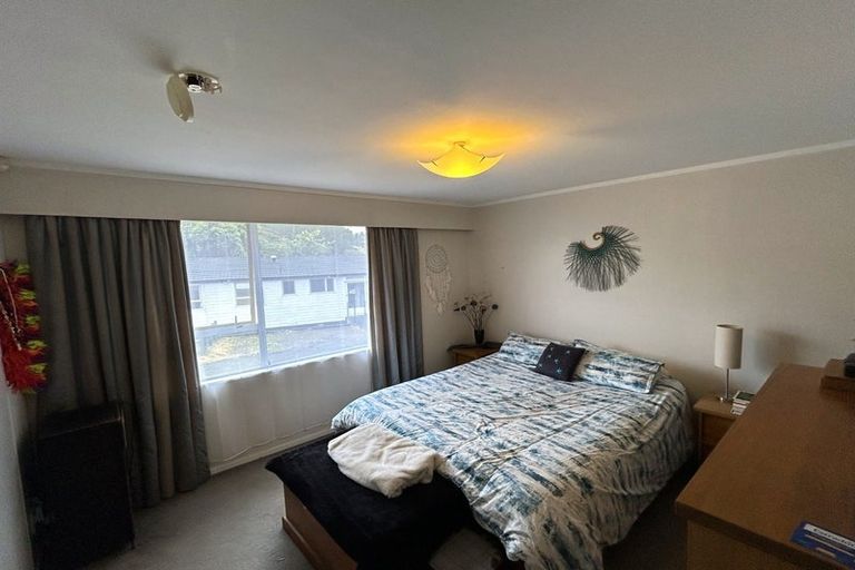 Photo of property in 41b Hicks Close, Whitby, Porirua, 5024