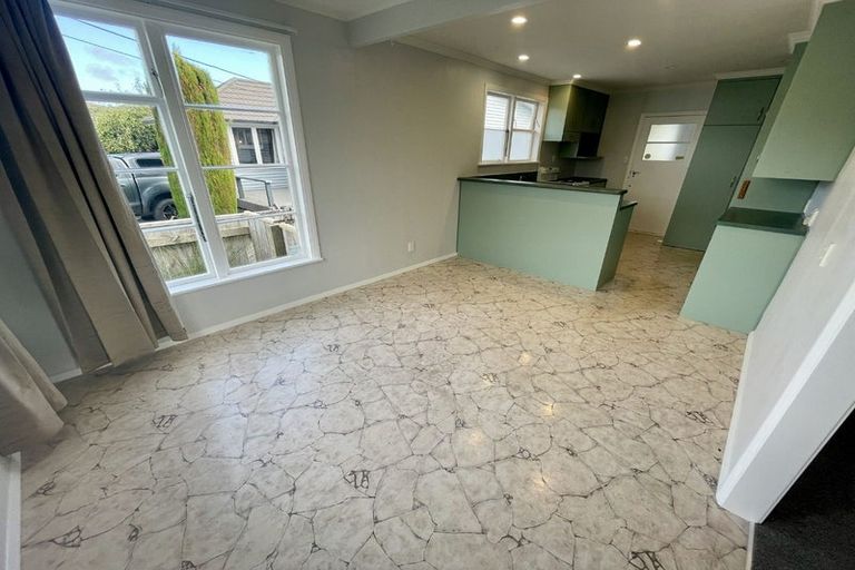 Photo of property in 12 Mccurdy Street, Elderslea, Upper Hutt, 5018