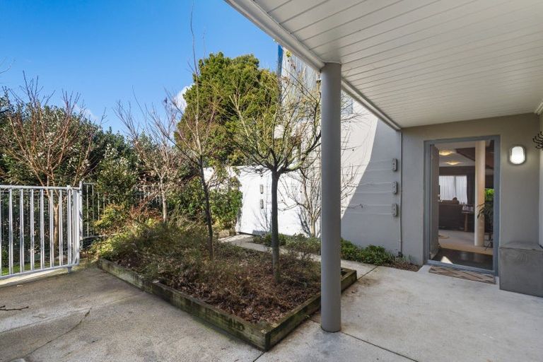 Photo of property in 20 Esmeralda Street, Welcome Bay, Tauranga, 3112