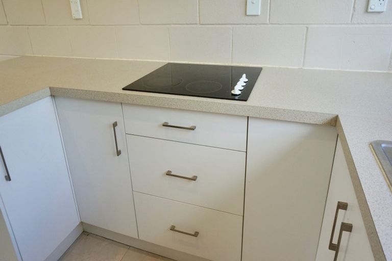 Photo of property in 2/14 Brook Street, Milford, Auckland, 0620