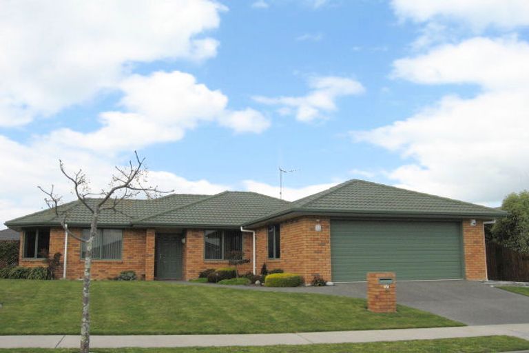 Photo of property in 19 Carribean Place, Papamoa Beach, Papamoa, 3118