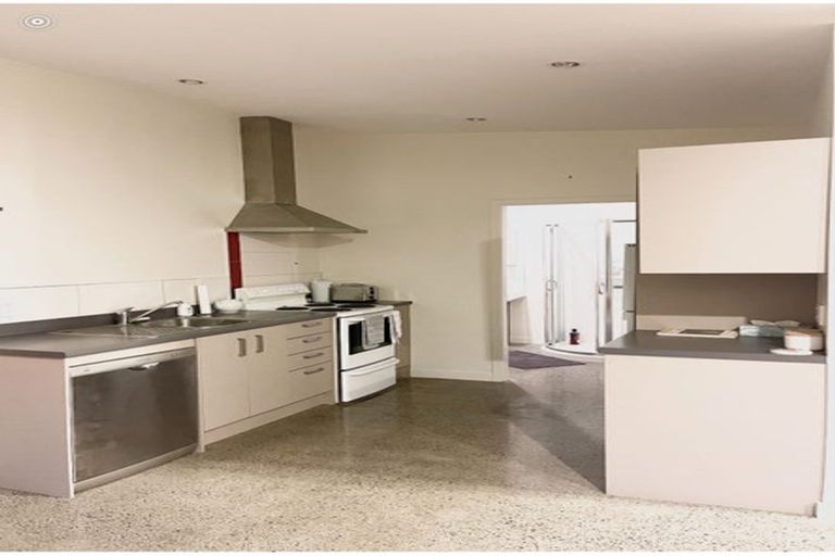 Photo of property in 156 Homebush Road, Khandallah, Wellington, 6035