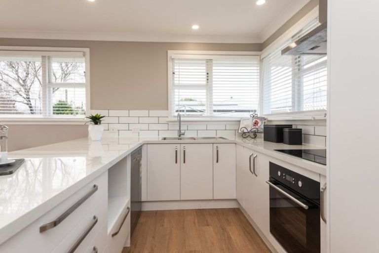 Photo of property in 2 Algidus Street, Sockburn, Christchurch, 8042