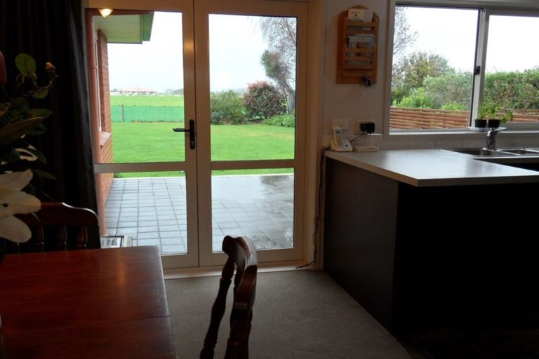 Photo of property in 124 Ferry Road, Edendale, 9825