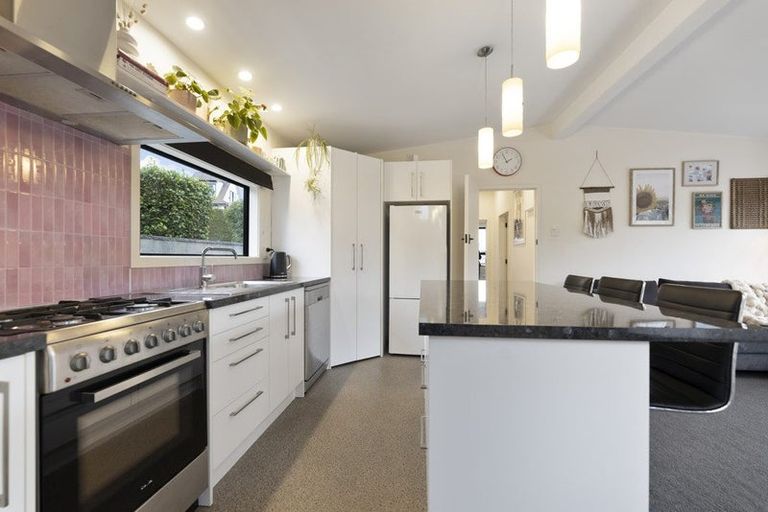 Photo of property in 483 Kaikorai Valley Road, Bradford, Dunedin, 9011